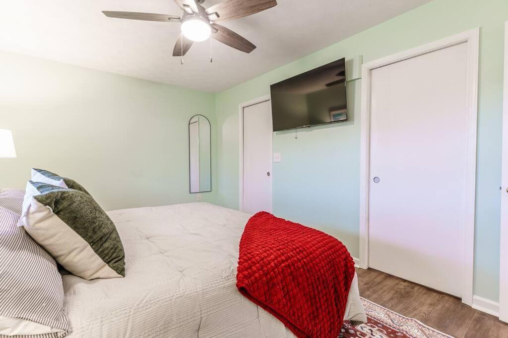 Вилла Mountain Views, Hot Tub, Firepit, Dog Friendly, Ev Connector Stanley Экстерьер фото